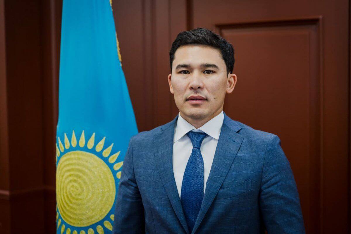 Ербол Қуантайұлы Мырзабосынов Қазақстан Республикасының Туризм және спорт министрі лауазымына тағайындалды