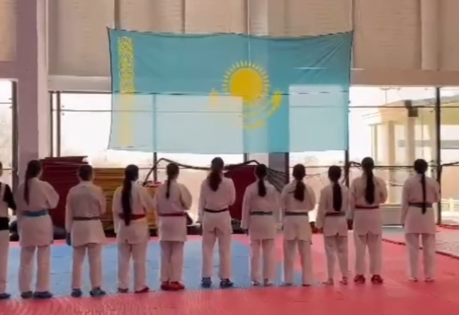 Каратэден юниорлар арасында оқу-жаттығу жиыны өтуде