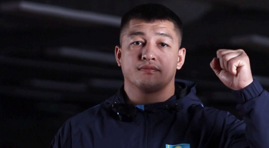 Белгілі балуан Марат Байкамуров қазақстандықтарды Республика күнімен құттықтады